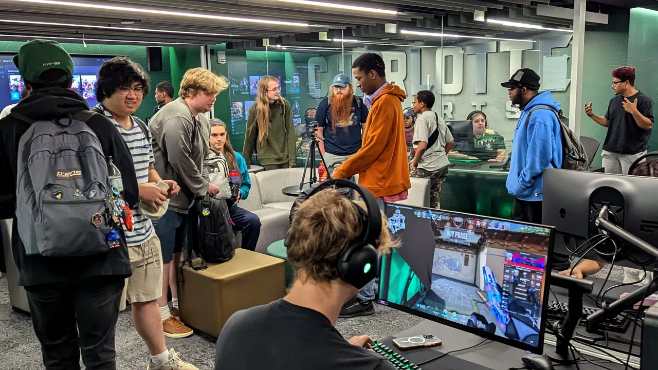 Photo of students using the esports arena space